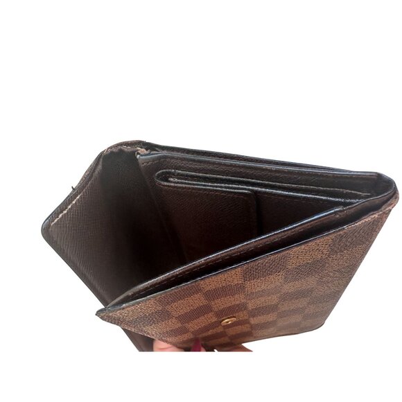 LOUIS VUITTON Damier Portfeuille Sarah Trifold Wallet - Picture 5 of 10